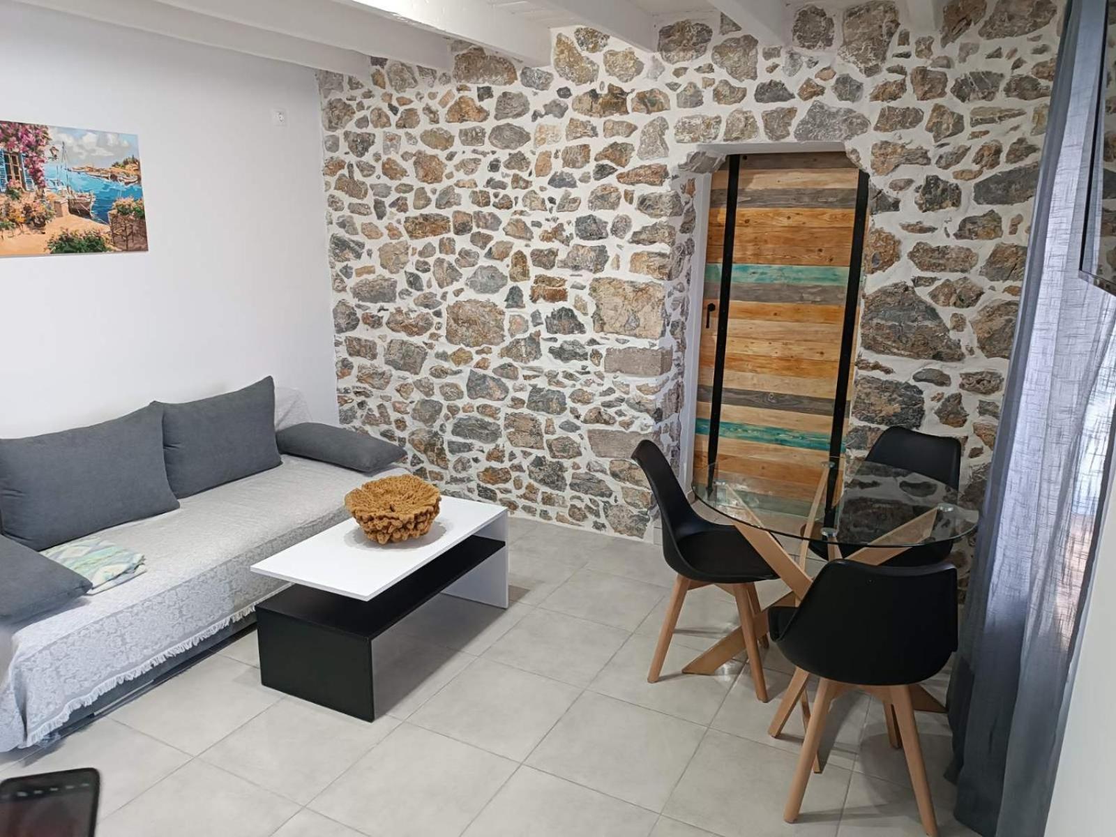 Sunrise Apartments - Aegean Blue Kalymnos Town Exterior photo